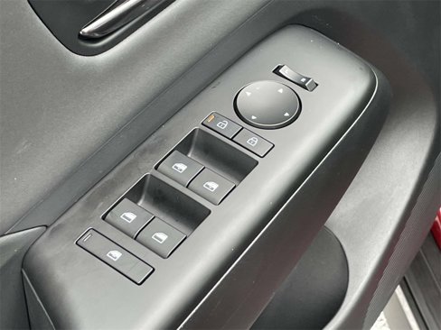Used 2024 Hyundai Kona N Line image 17