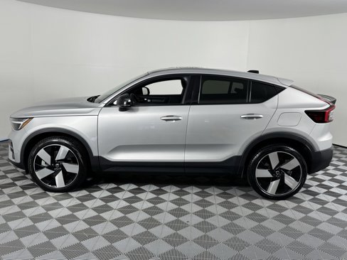 Certified 2023 Volvo C40 P8 Recharge Ultimate image 11