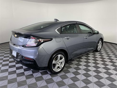 Used 2018 Chevrolet Volt LT w/ Comfort Package image 9