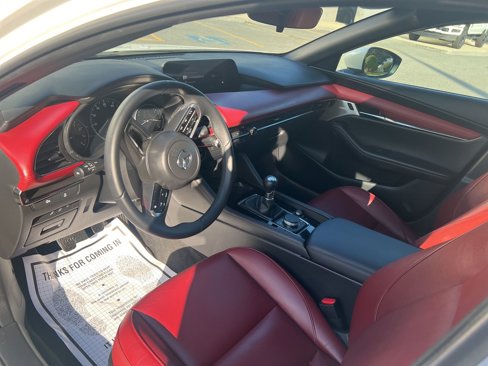 Used 2024 MAZDA MAZDA3 s image 18