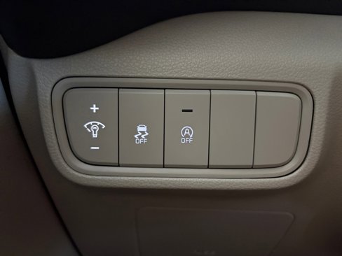 Certified 2023 Kia Soul LX w/ LX Technology Package image 15