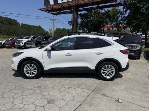 Used 2020 Ford Escape SE image 9
