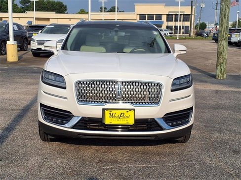 Used 2019 Lincoln Nautilus Reserve image 24