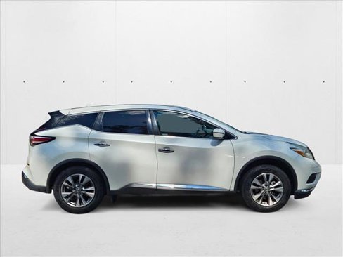 Used 2016 Nissan Murano S w/ Navigation Package image 4