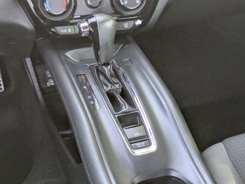 Used 2020 Honda HR-V Sport image 14