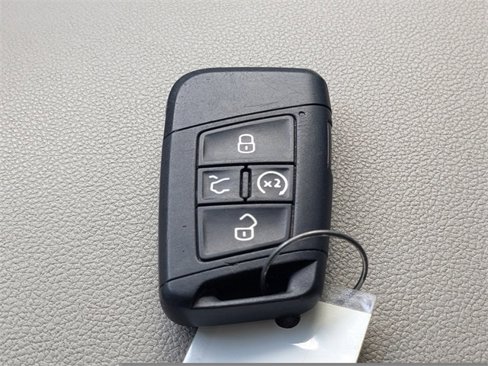 Used 2019 Volkswagen Atlas SEL R-Line image 32