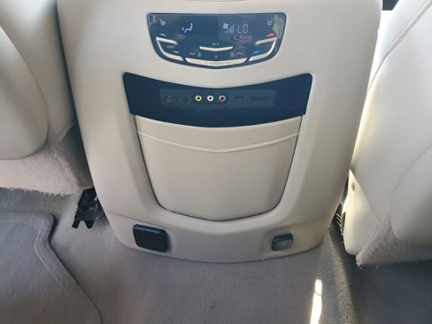 Used 2016 Cadillac Escalade ESV Luxury image 19
