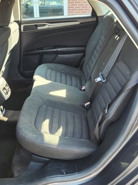 Used 2018 Ford Fusion SE w/ Fusion SE Technology Package image 25