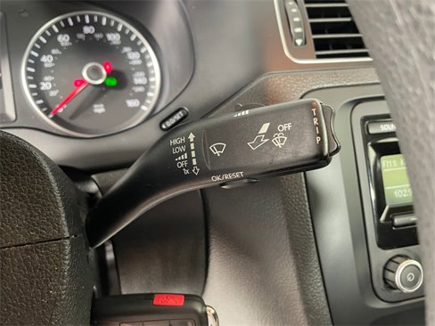 Used 2014 Volkswagen Jetta SE image 11