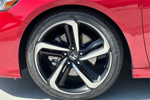 Used 2020 Honda Accord Touring image 32