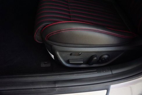 New 2026 Genesis G70 3.3T Sport Prestige image 13