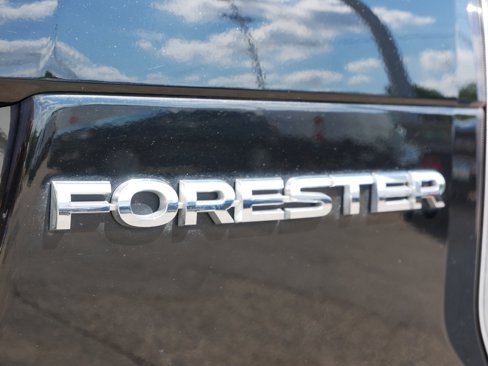Used 2018 Subaru Forester 2.5i Touring image 5