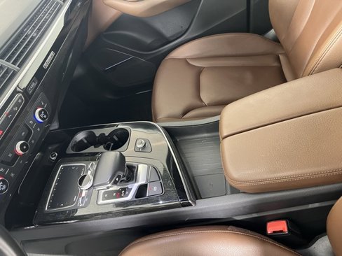 Used 2019 Audi Q7 3.0T Premium Plus w/ Premium Plus Package image 17