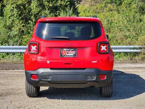 Used 2022 Jeep Renegade Latitude w/ Sun/Sound Group image 20