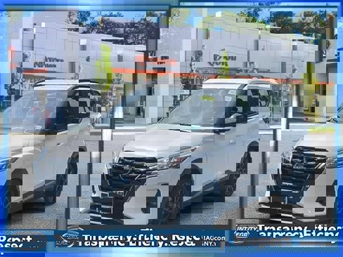 Used 2022 Nissan Kicks SR w/ Interior Electronics Package image 4