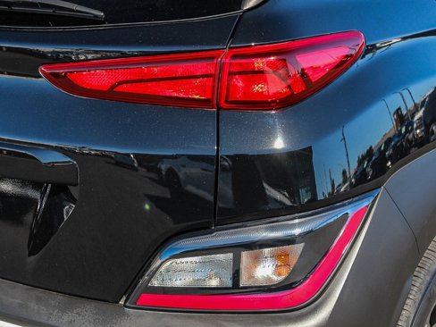 Certified 2023 Hyundai Kona SEL w/ Cargo Package image 9