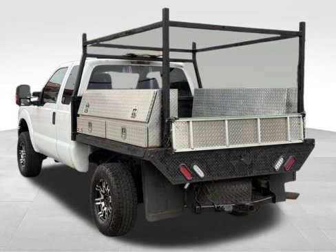 Used 2011 Ford F250 XLT w/ Snow Plow Prep Pkg image 13