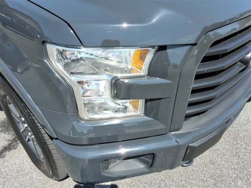 Used 2016 Ford F150 XLT w/ Equipment Group 302A Luxury image 11