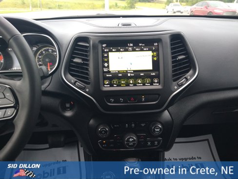 Used 2023 Jeep Cherokee Altitude Lux image 7