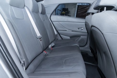 Used 2023 Hyundai Elantra SE image 22