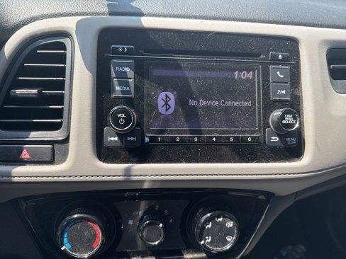 Used 2022 Honda HR-V LX image 11