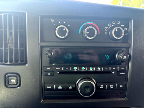 Used 2019 Chevrolet Express 3500 w/ Power Convenience Package image 33