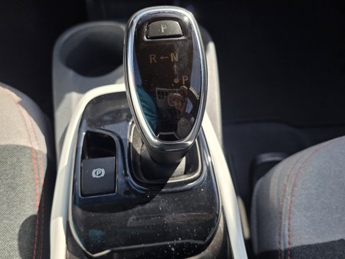 Used 2017 Chevrolet Bolt LT image 30