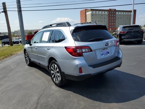 Used 2015 Subaru Outback 2.5i Limited image 2