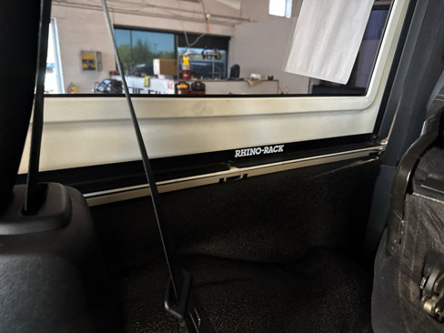 Used 2016 Jeep Wrangler Rubicon w/ Power Convenience Group image 34