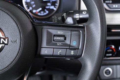Certified 2023 Nissan Rogue SV image 15
