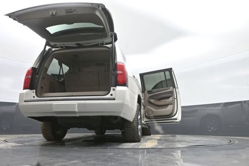 Used 2015 Chevrolet Suburban LTZ image 42