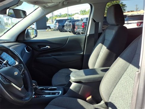 Used 2022 Chevrolet Equinox LT image 19