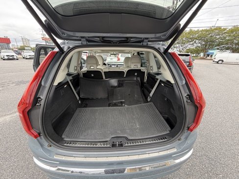 Used 2023 Volvo XC90 B6 Ultimate w/ Protection Package Premier image 5