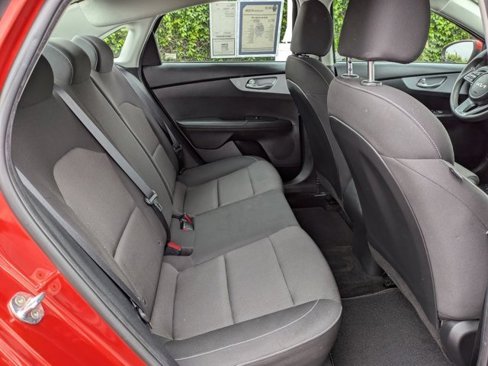 Used 2023 Kia Forte LXS image 7