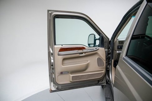 Used 2002 Ford F350 Lariat image 24