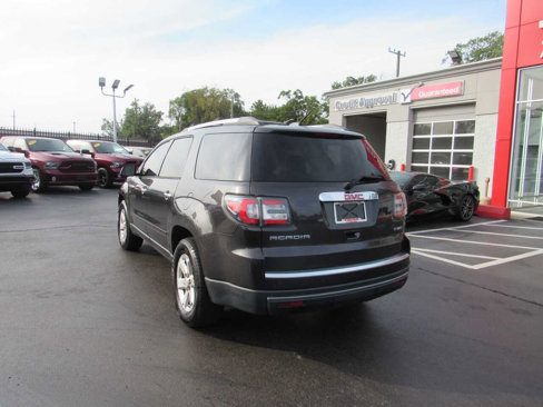 Used 2016 GMC Acadia SLE image 3