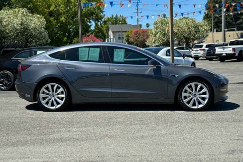 Used 2019 Tesla Model 3 Long Range image 3