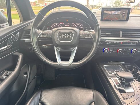 Used 2017 Audi Q7 3.0T Premium Plus w/ Premium Plus Package image 14