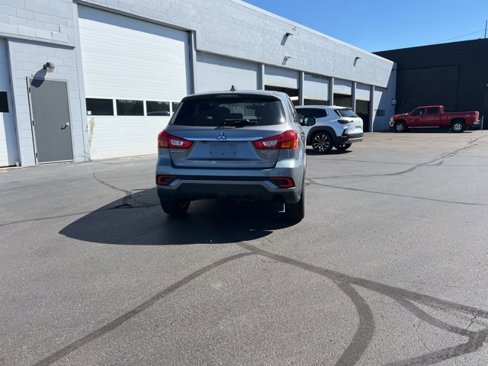 Used 2018 Mitsubishi Outlander Sport SE image 9