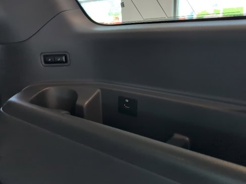 Used 2019 Ford Expedition Limited image 13