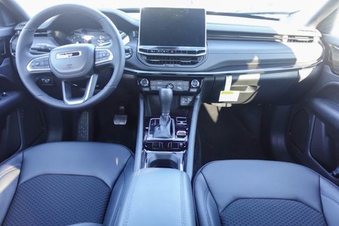 New 2025 Jeep Compass Latitude w/ Altitude Special Edition image 22