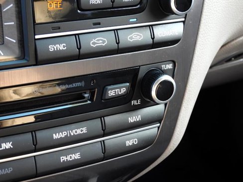 Used 2015 Hyundai Genesis 3.8 image 50