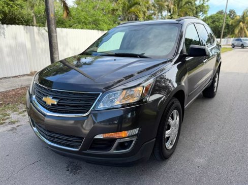 Used 2015 Chevrolet Traverse LS image 18