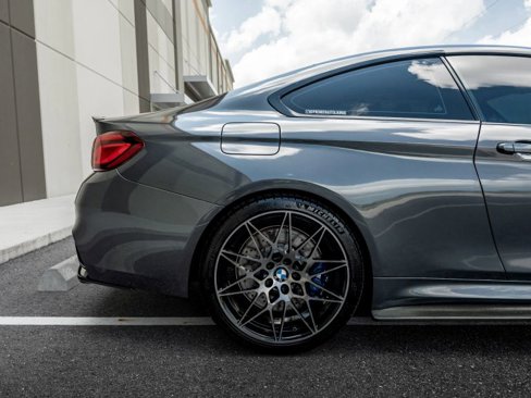 Used 2020 BMW M4 Coupe w/ Competition Package image 11