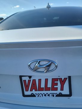 Used 2017 Hyundai Sonata SE w/ Cargo Package image 10