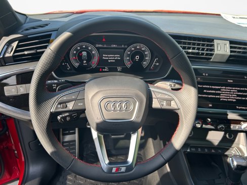 New 2025 Audi Q3 2.0T Premium Plus image 9
