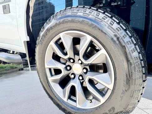 Used 2020 Chevrolet Silverado 1500 RST w/ Texas Edition image 10