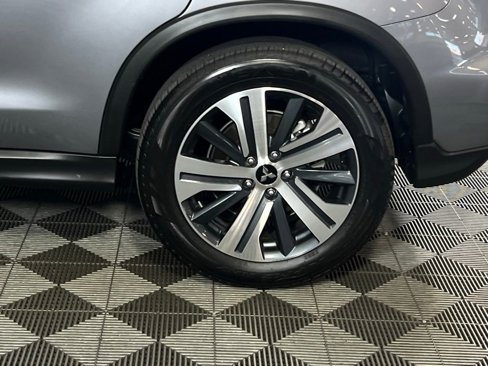 Used 2024 Mitsubishi Outlander Sport ES image 12
