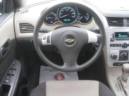 Used 2011 Chevrolet Malibu LS image 10