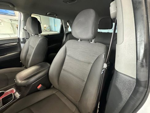 Used 2014 Kia Sorento LX image 19